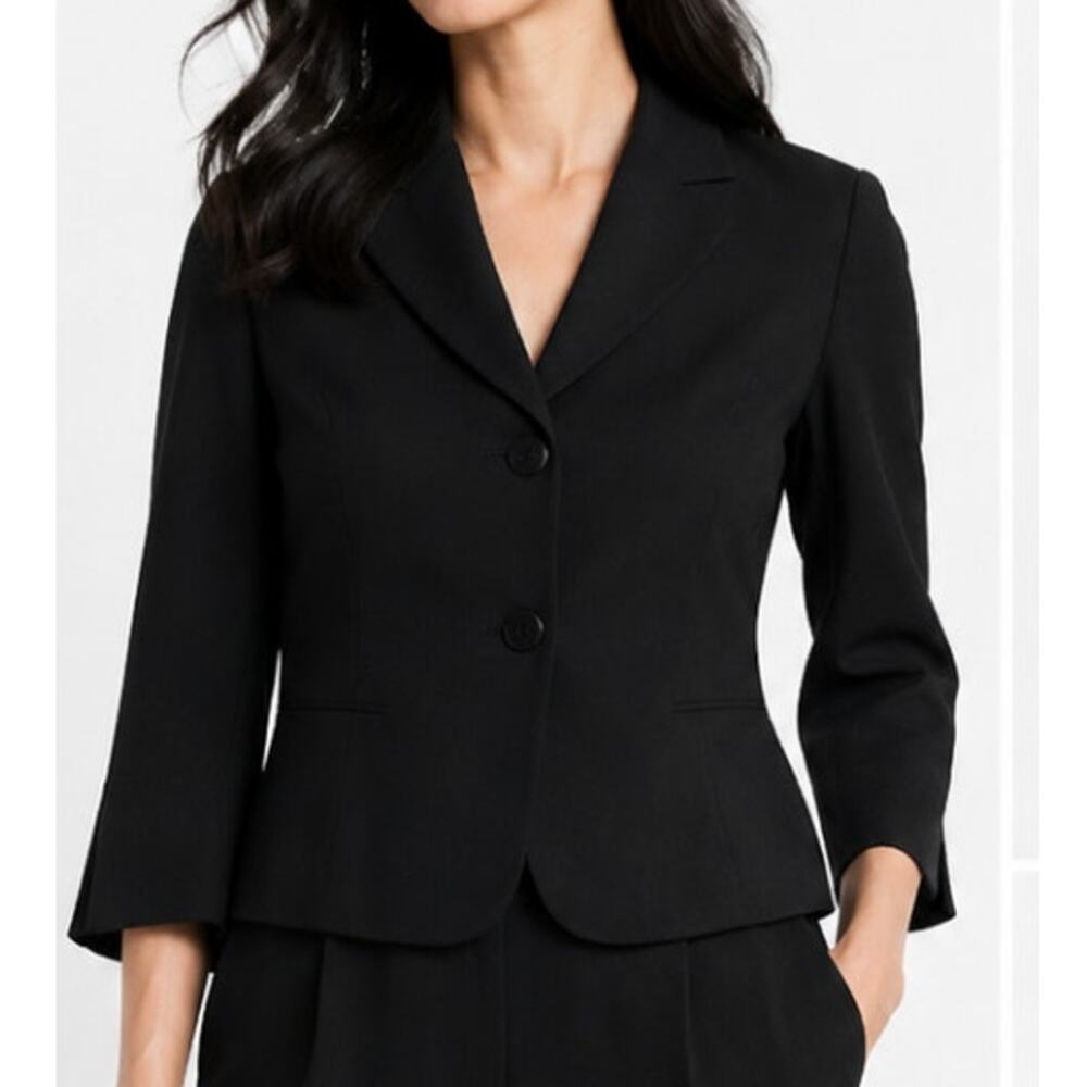 Armani Collezioni Black Cropped Blazer Jacket Italy Size 42 (6) Career Office